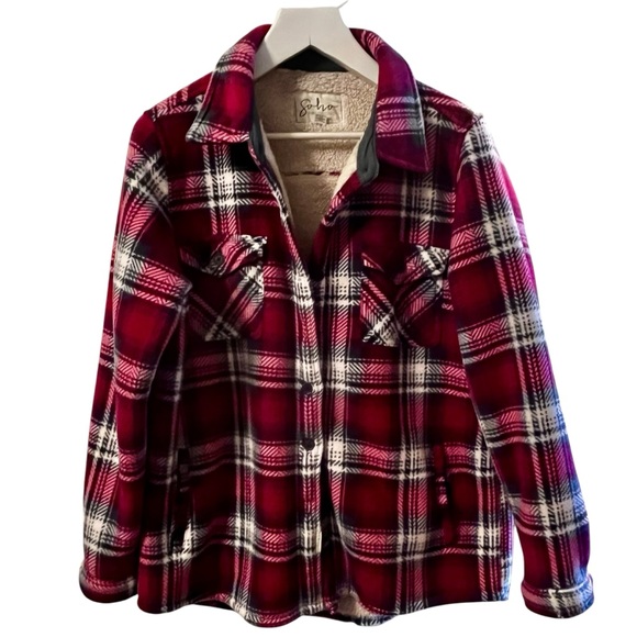 Soho Threads Shacket - Picture 2 of 12